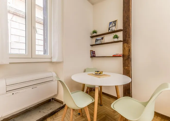 Casa Nina Campo De Fiori *